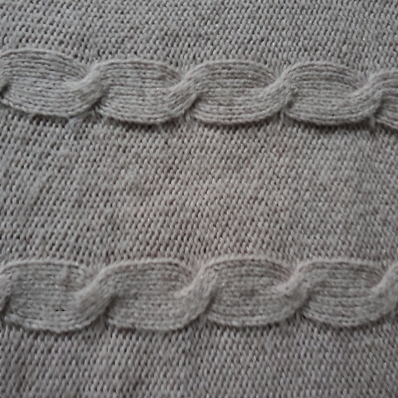 Pale Violet short sleeves sweater size small by Jennifer Lopez - Picture 3 of 5